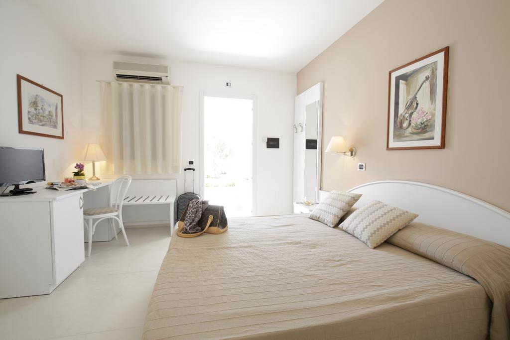 Garden Hotel Ripa Весте Екстериор снимка