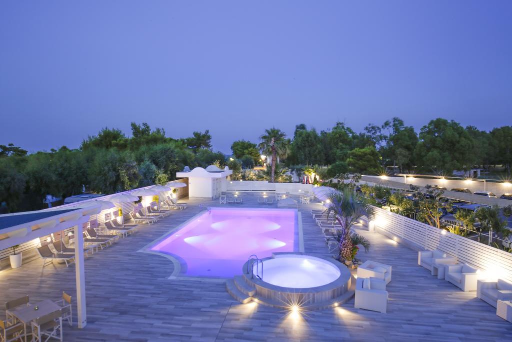 Garden Hotel Ripa Весте Екстериор снимка
