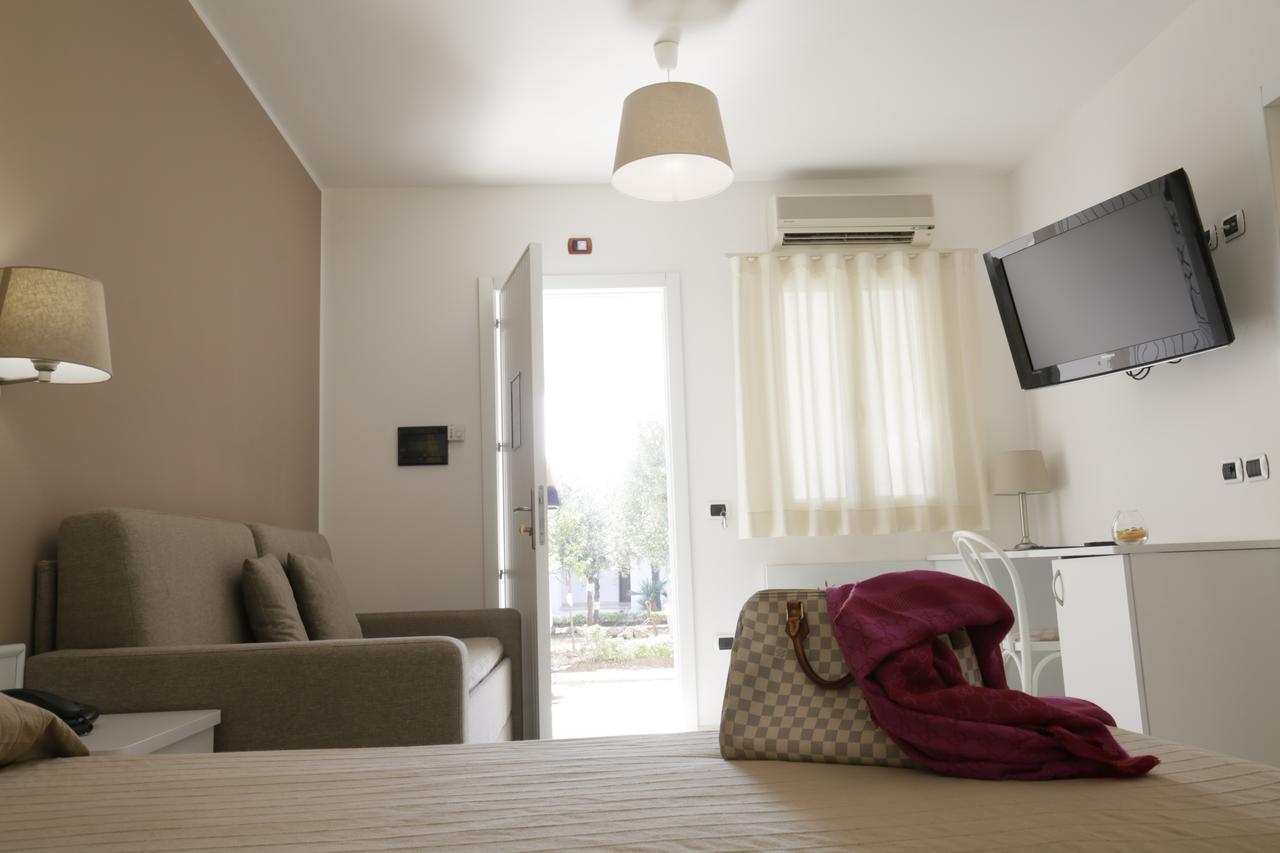 Garden Hotel Ripa Весте Екстериор снимка