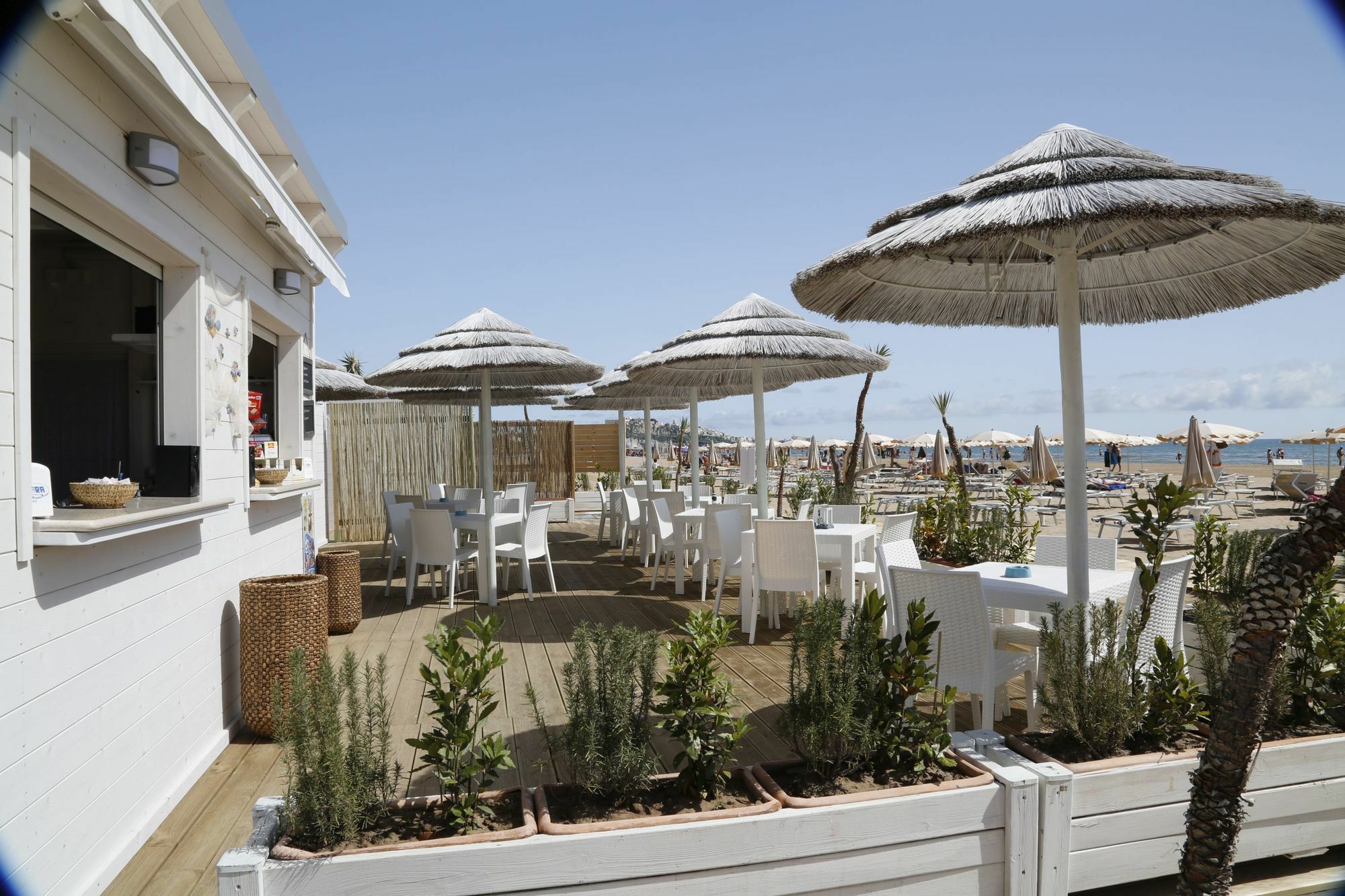 Garden Hotel Ripa Весте Екстериор снимка